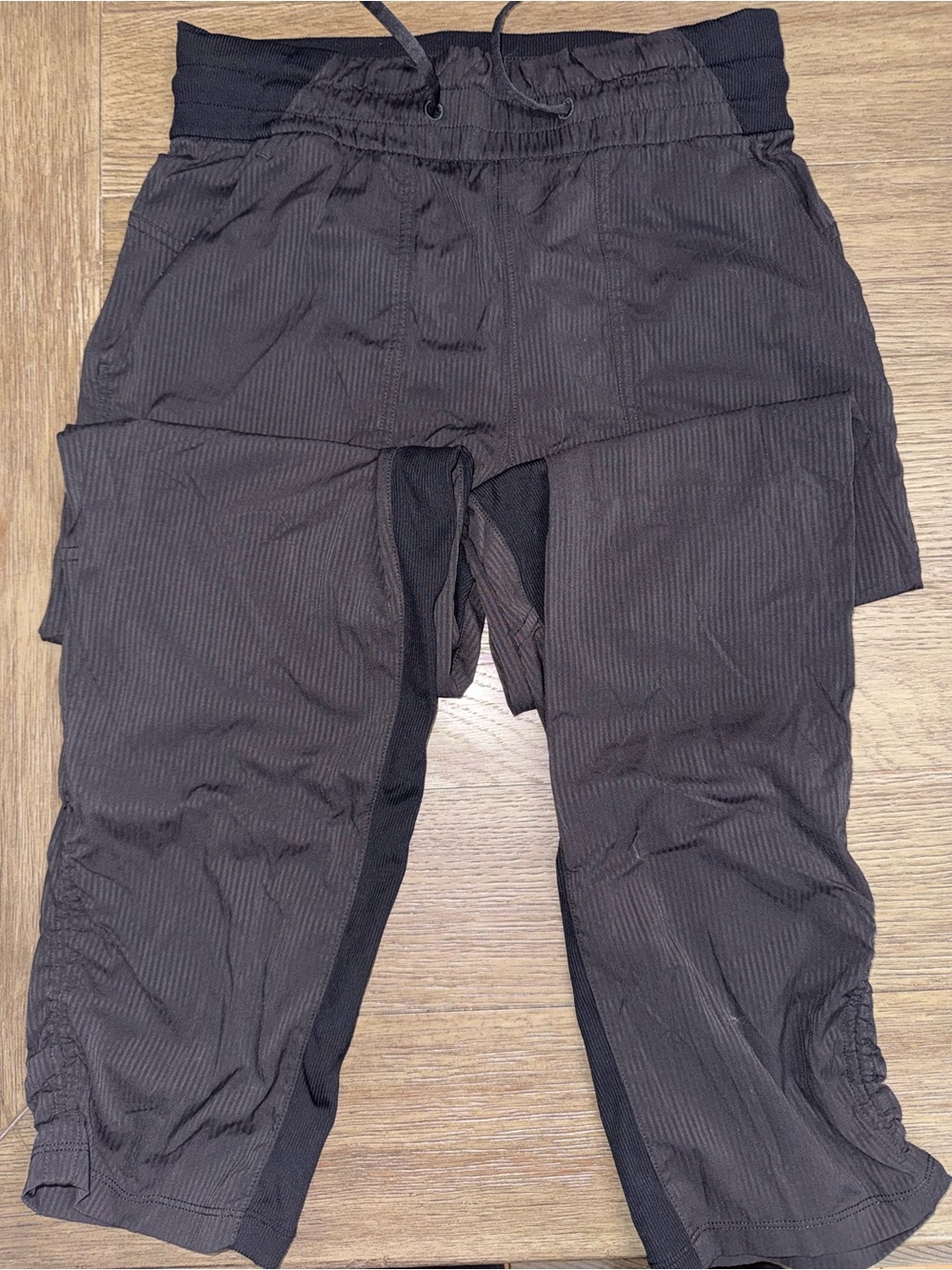 Lululemon Dance Studio Capris with Drawstring Waist